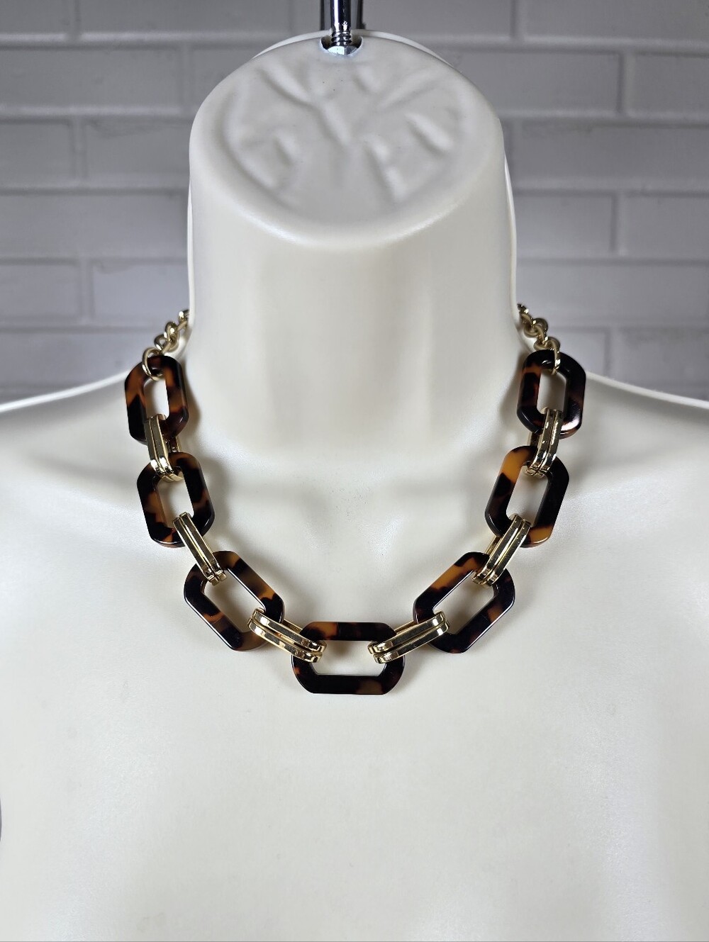 Charter Club Tortoiseshell Gold Link Necklace Collar Necklace